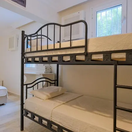 Lorraine By Solo At Hisaroenue