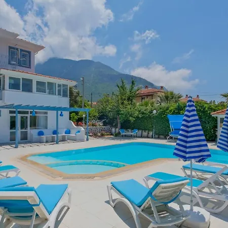 Lorraine By Solo At Hisaroenue 빌라 *