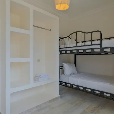 빌라 Lorraine By Solo At Hisaroenue *