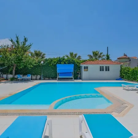 Lorraine By Solo At Hisaroenue 페티예