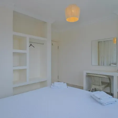 Lorraine By Solo At Hisaroenue 빌라