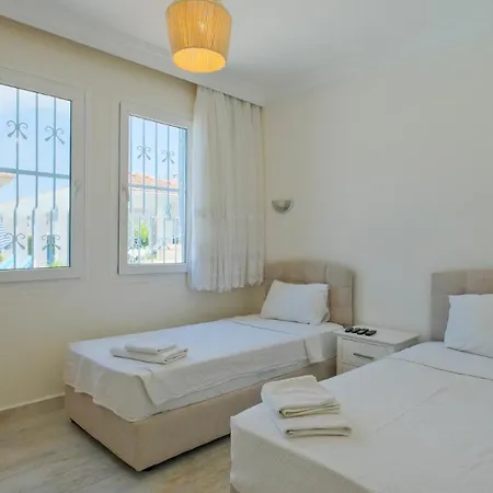 Lorraine By Solo At Hisaroenue * 费特希耶