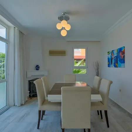 别墅 Lorraine By Solo At Hisaroenue